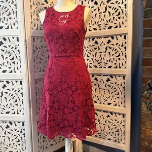 White House Black Market Floral Lace Mini Dress NWT Sz 0